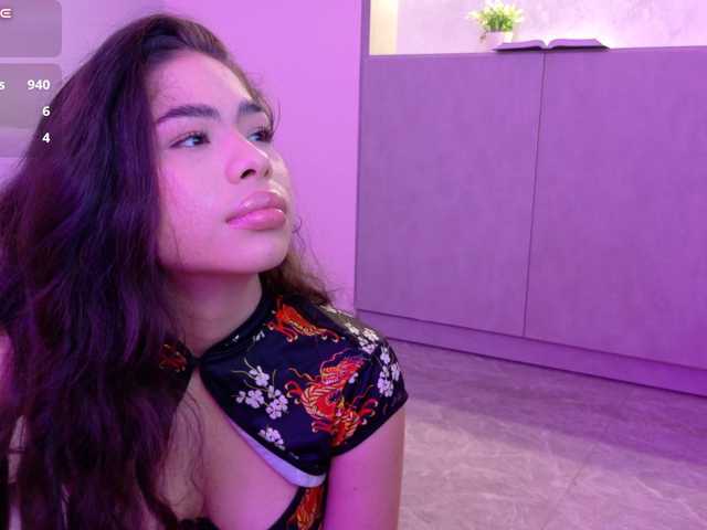 LeiaStone live cam on BongaCams