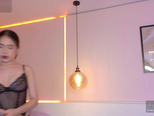 LeiaStone live cam on BongaCams