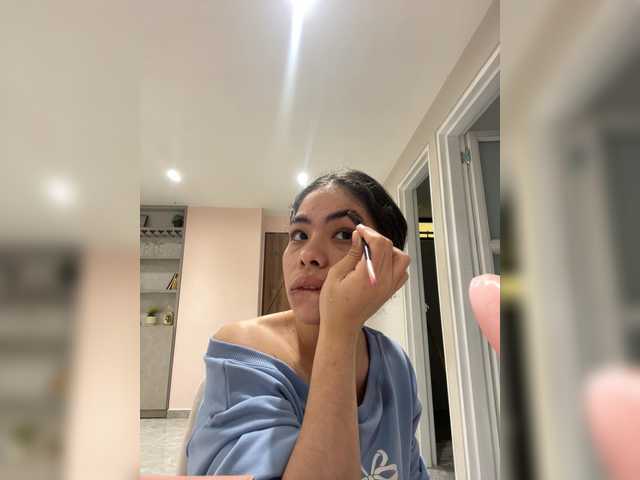 LeiaStone live cam on BongaCams