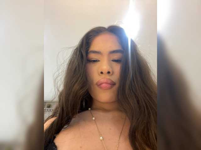 LeiaStone live cam on BongaCams