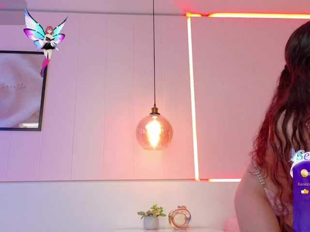 LeiaStone live cam on BongaCams