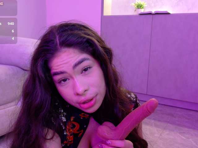 LeiaStone live cam on BongaCams