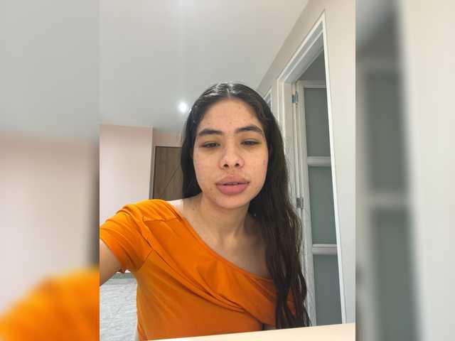 LeiaStone live cam on BongaCams
