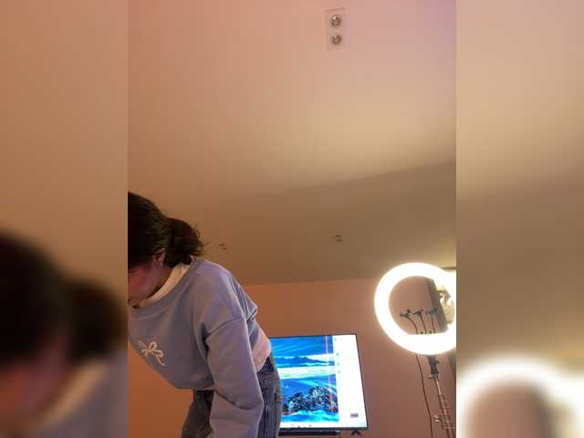 LeiaStone live cam on BongaCams