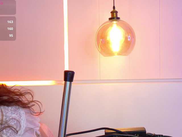 LeiaStone live cam on BongaCams