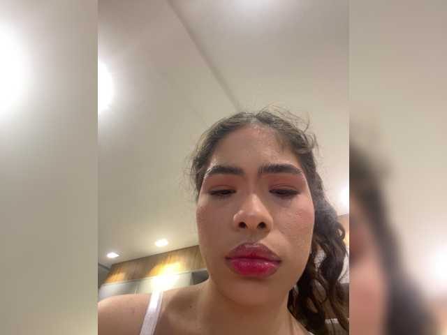 LeiaStone live cam on BongaCams