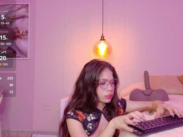 LeiaStone live cam on BongaCams