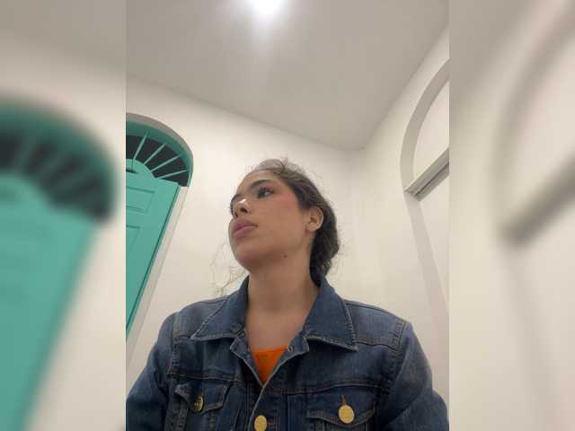 LeiaStone live cam on BongaCams
