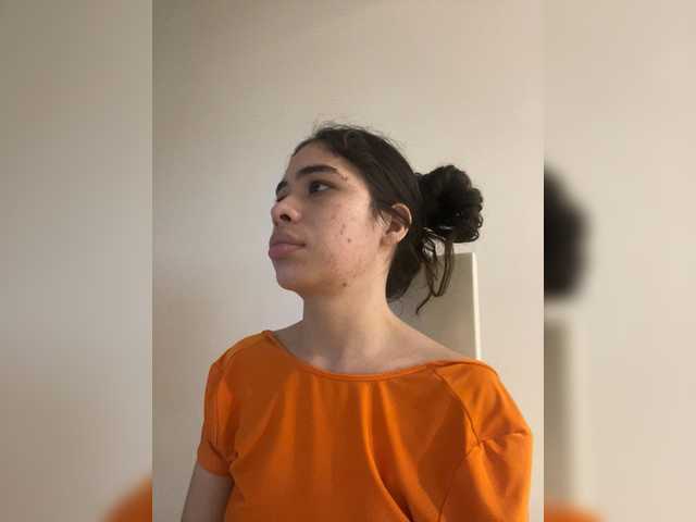 LeiaStone live cam on BongaCams