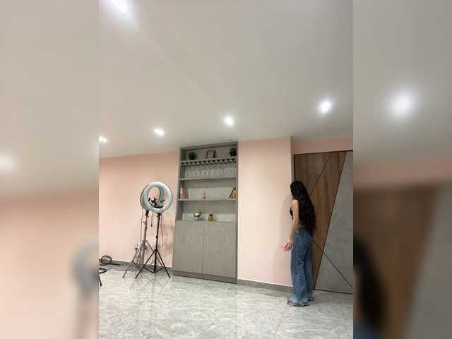 LeiaStone live cam on BongaCams