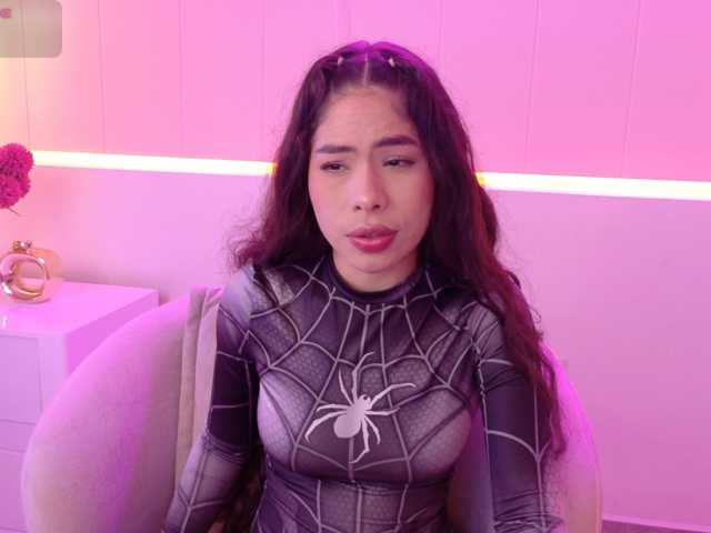 LeiaStone live cam on BongaCams