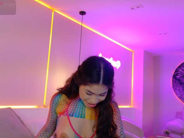 LeiaStone, en vivo ahora en BongaCams