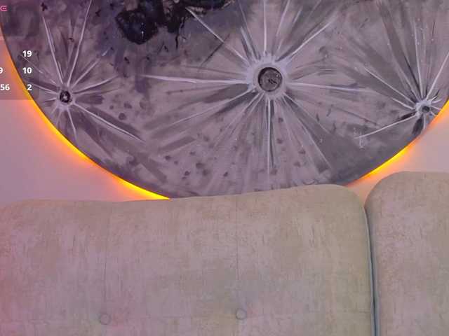 LeiaStone live cam on BongaCams