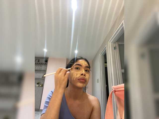 LeiaStone live cam on BongaCams