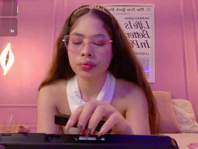 LeiaStone Live Webcam on BongaCams