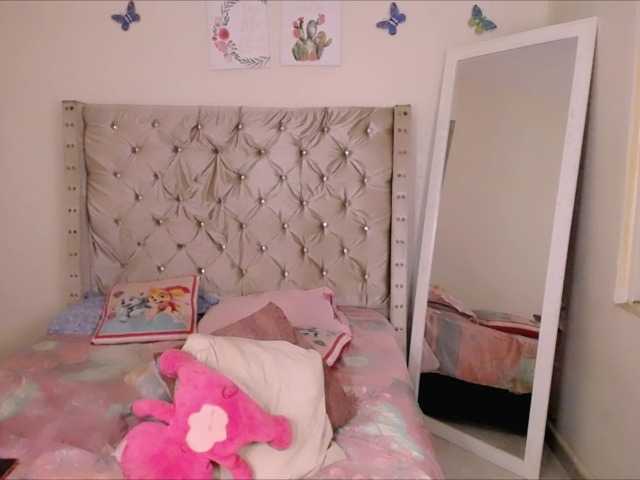 bonniebakerr live cam on BongaCams