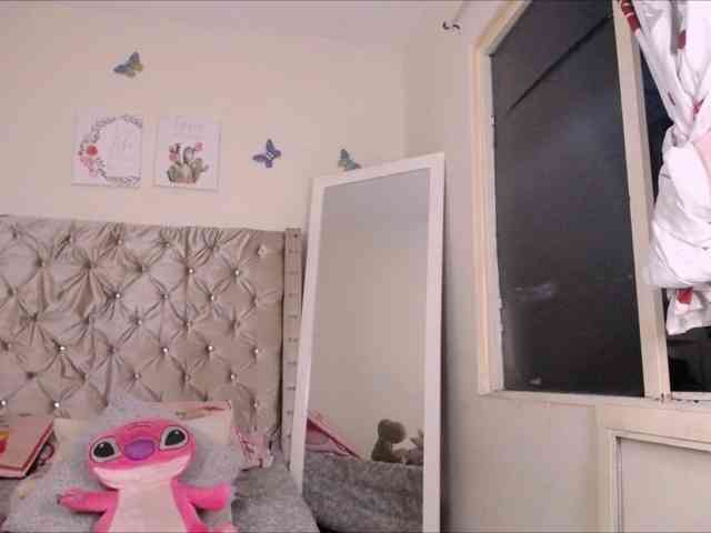bonniebakerr webcam