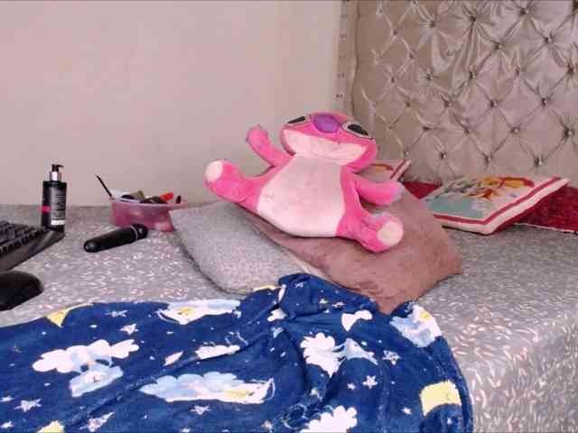 bonniebakerr webcam