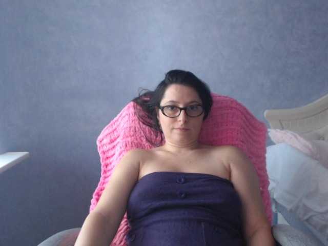 AmandaFresh24 live cam on BongaCams