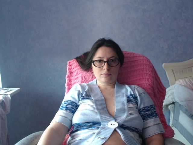 AmandaFresh24's BongaCams show and profile