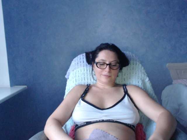 AmandaFresh24 live webcam show