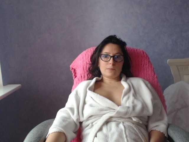 AmandaFresh24 live cam on BongaCams