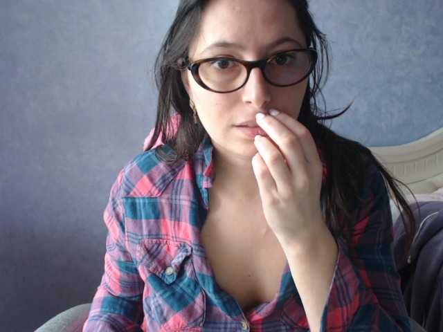 AmandaFresh24's BongaCams show and profile