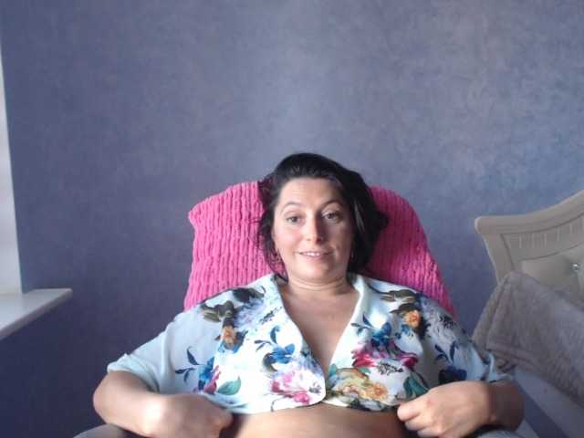 AmandaFresh24 live cam on BongaCams