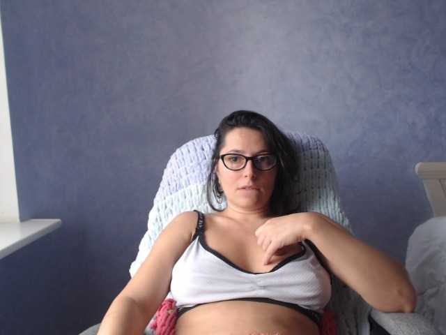 AmandaFresh24 live cam on BongaCams