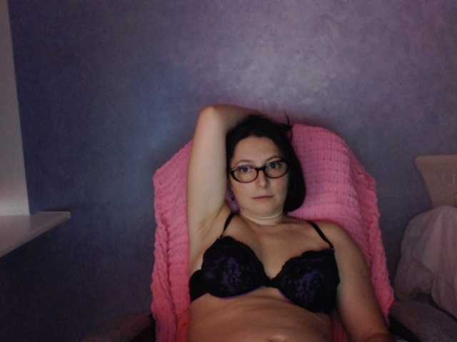 AmandaFresh24 live webcam show