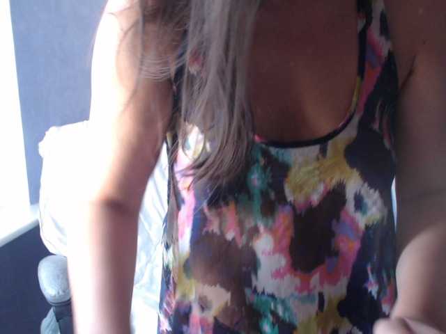 AmandaFresh24 live cam on BongaCams