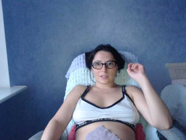 AmandaFresh24 live webcam show