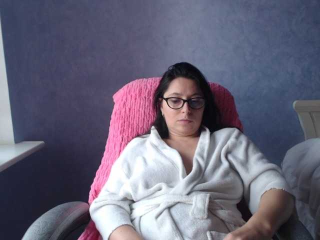 AmandaFresh24 live cam preview