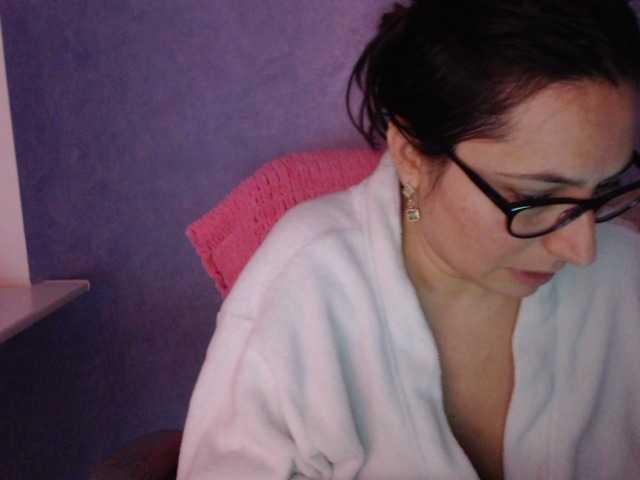 AmandaFresh24 live cam on BongaCams