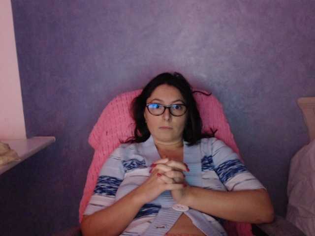 AmandaFresh24 live cam on BongaCams