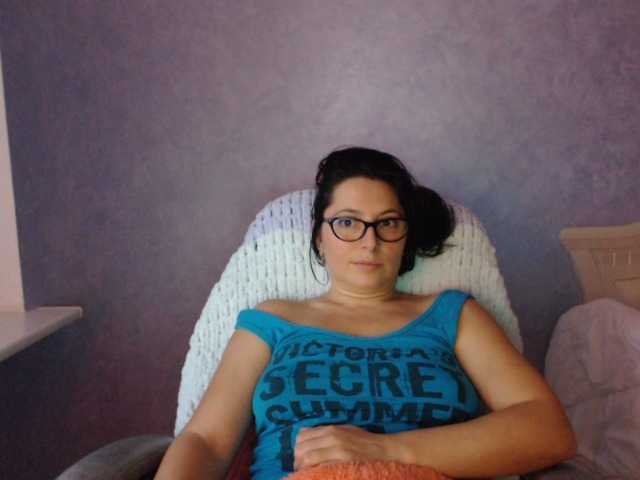 AmandaFresh24 live cam on BongaCams