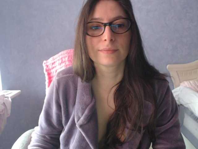 AmandaFresh24's BongaCams show and profile