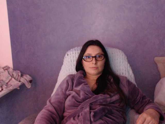 AmandaFresh24's BongaCams show and profile