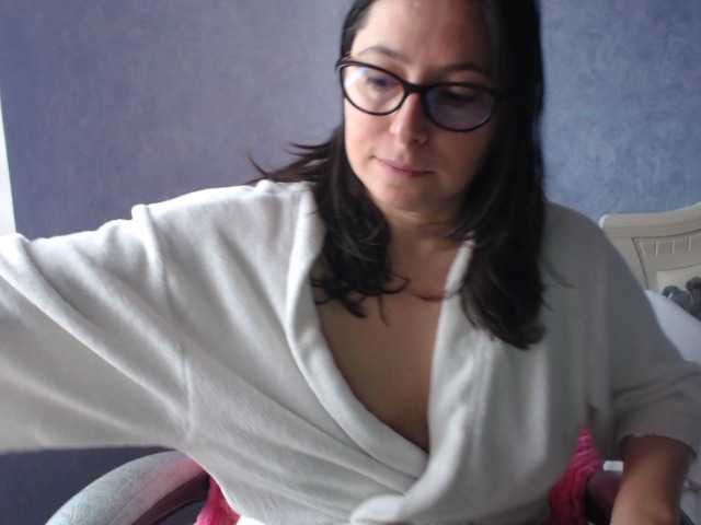 AmandaFresh24 live cam on BongaCams
