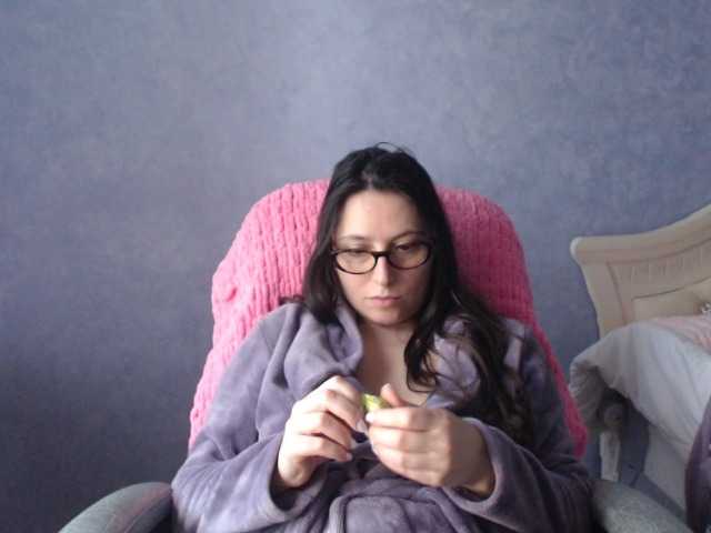 AmandaFresh24's BongaCams show and profile