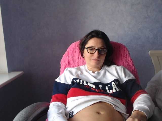 AmandaFresh24 live cam on BongaCams
