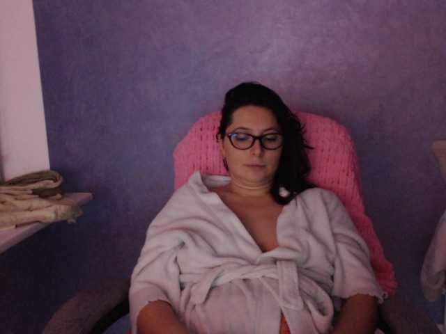 AmandaFresh24 live cam on BongaCams