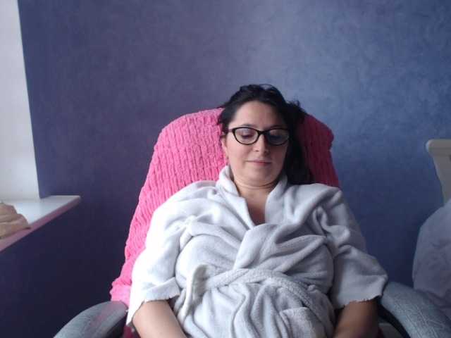 AmandaFresh24 live cam preview