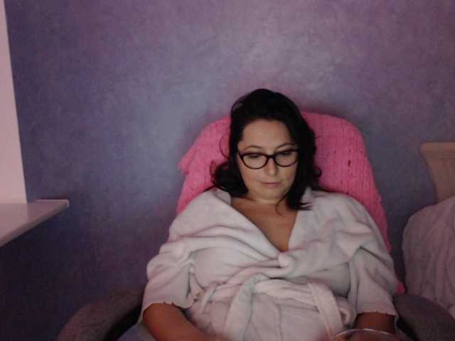 AmandaFresh24 live cam preview