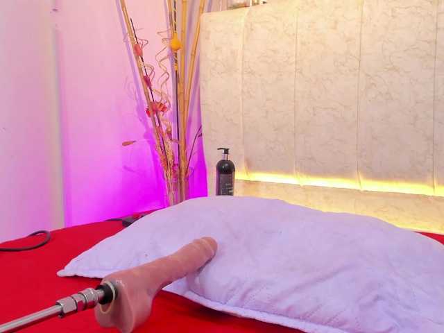 TaylorBlack live cam