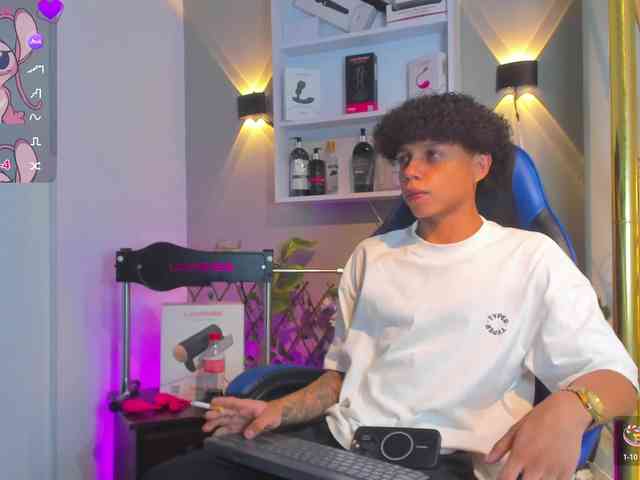 TaylorBlack Sex Cam Show