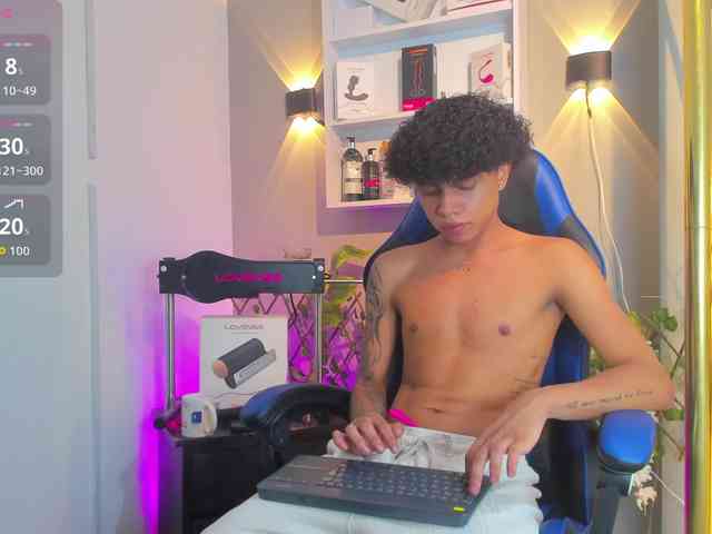 TaylorBlack Sex Cam Show