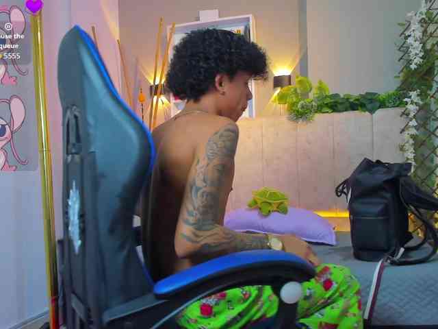 TaylorBlack TaylorBlack