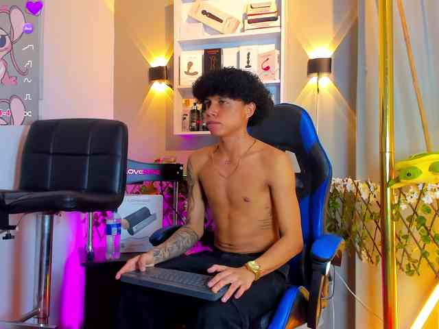 TaylorBlack TaylorBlack