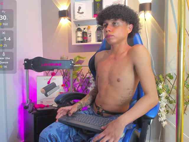 TaylorBlack Sex Cam Show